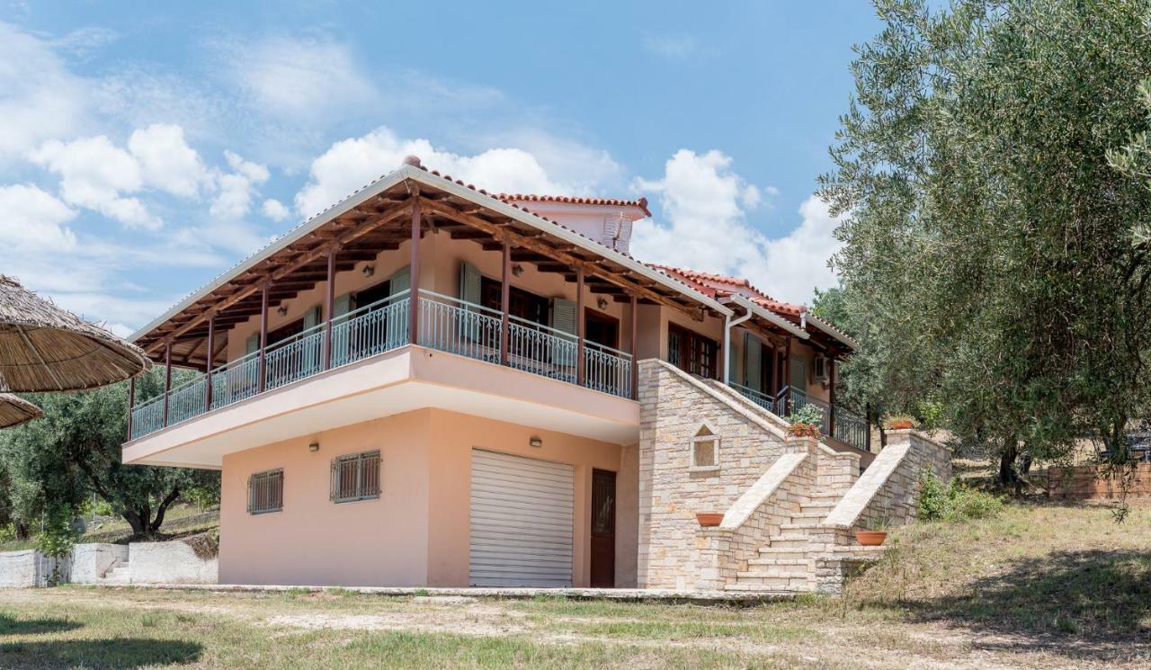 Villa Artjeta 卡斯特罗西基亚 外观 照片